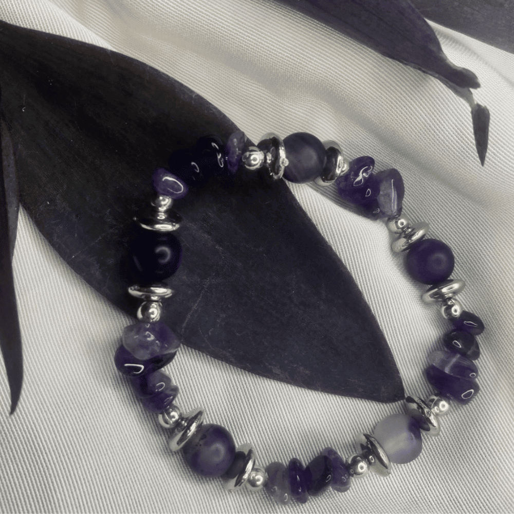Purple Agate Chip Bracelet with Silver Spacers, Healing Stone Stretch Bracelet for Women, Bohemian Elegant Jewelry Gift